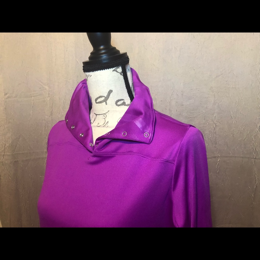 Nike Golf Pullover - Size Medium